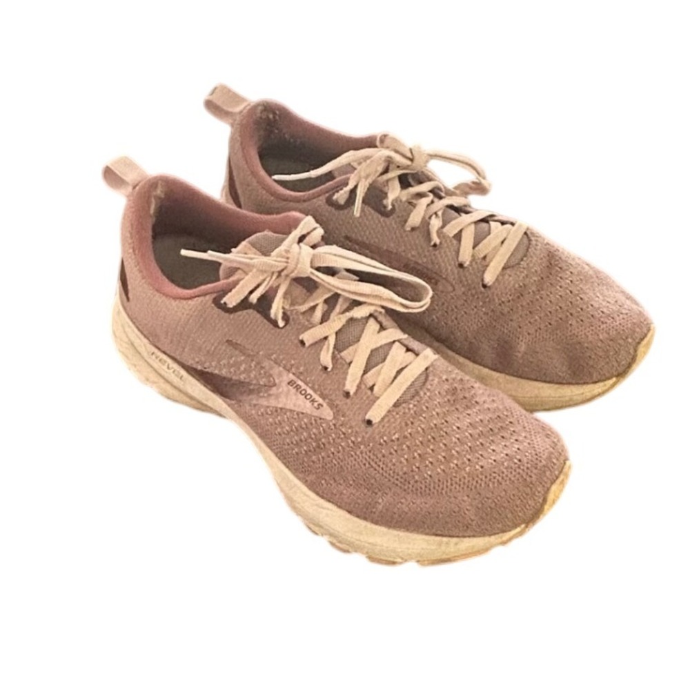 Brooks Revel 4 Women's Running‎ Shoes Knit Sneakers Size 8 Pink Purple Casual